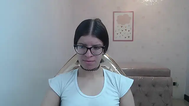 Kailee ch online show from 05-03-26, 12:31