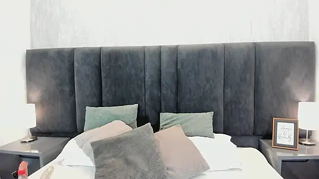 Snapshot of miaa_Lind chatting on 06-09-26, 05:08 miaa Lind online show from 06-09-26, 05:08