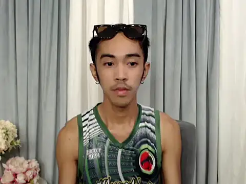 crocodale online show from 04-14-26, 01:21