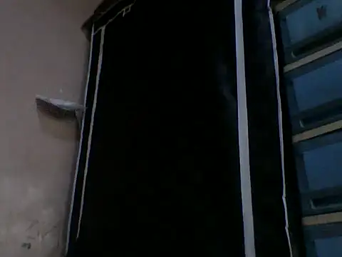 Snapshot of trixiavia chatting on 04-23-26, 04:19 trixiavia online show from 04-23-26, 04:19