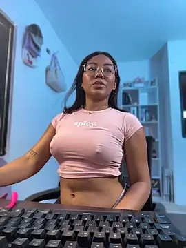 Daliaseren online show from 04-17-26, 03:04