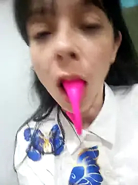 dulce loba online show from 04-22-26, 03:19