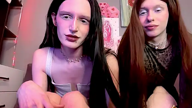 Niky Long online show from 04-22-26, 08:26