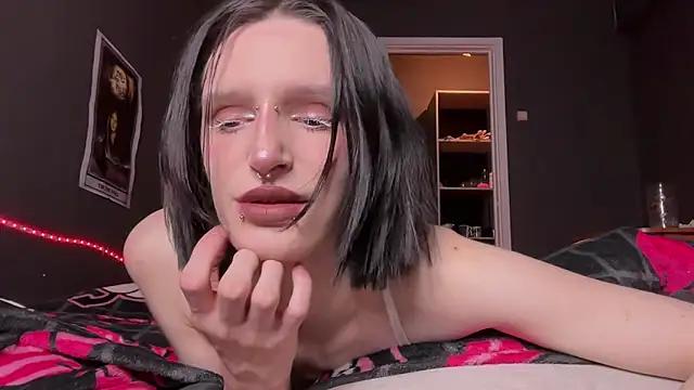 Niky Long online show from 04-25-26, 07:55