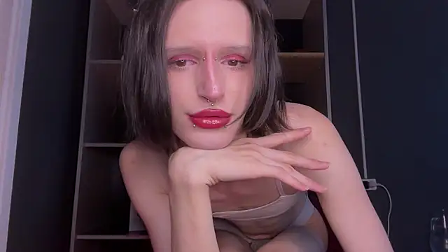 Niky Long online show from 05-10-26, 05:44