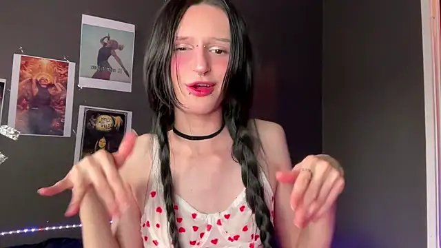 Niky Long online show from 04-15-26, 10:21