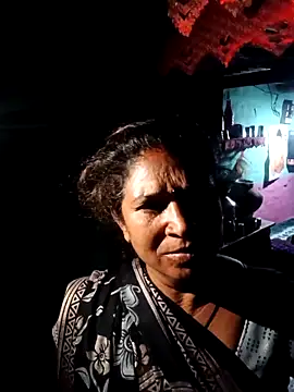 Snapshot of RANI01990 chatting on 04-13-26, 04:44 RANI01990 online show from 04-13-26, 04:44