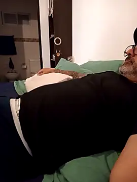 Snapshot of Dietosca chatting on 04-13-26, 02:37 Dietosca online show from 04-13-26, 02:37