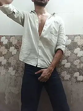 itsmemadhu2019 online show from 05-24-26, 01:00