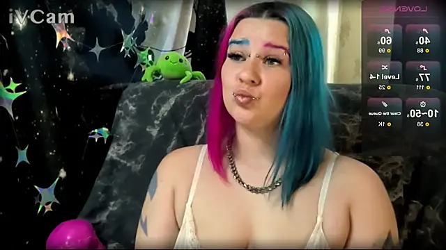 Neon Baddie online show from 05-08-26, 01:59