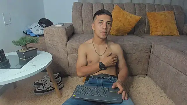 LeoVargasHot online show from 04-24-26, 05:53