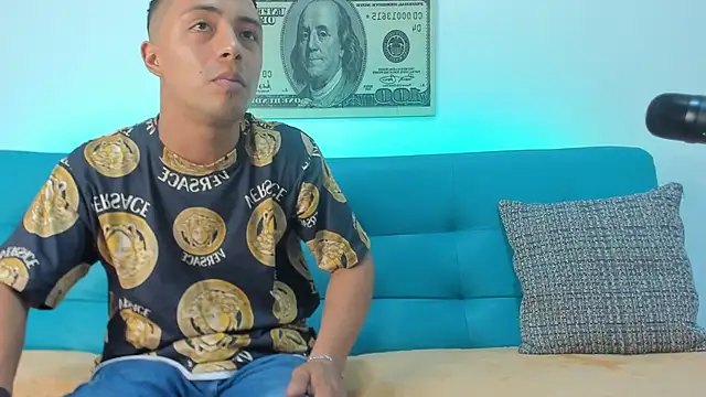 LeoVargasHot online show from 04-19-26, 12:33