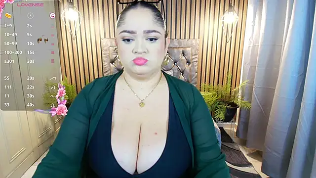 Lulu Deniz online show from 04-15-26, 02:32