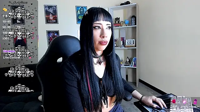 Ravenelle  online show from 04-18-26, 10:43