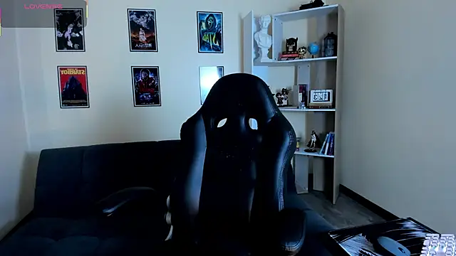 Ravenelle  online show from 05-01-26, 10:59