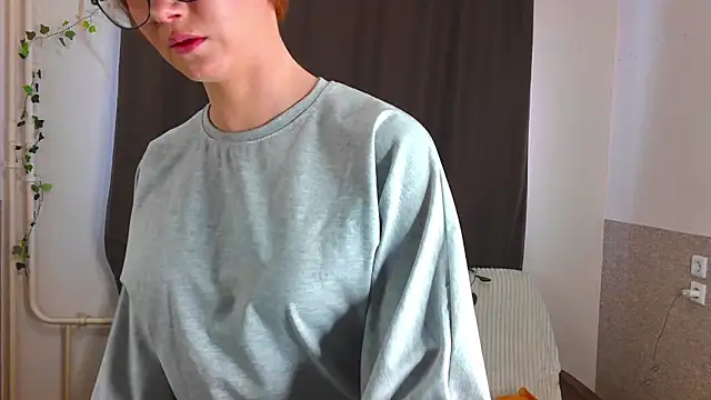 AngelaSwety69 online show from 04-15-26, 10:10