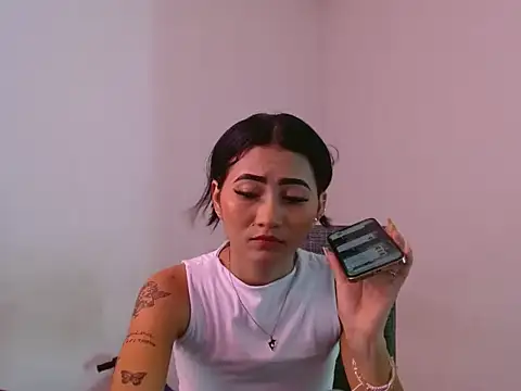 Dulcesexy18 online show from 06-22-26, 09:34