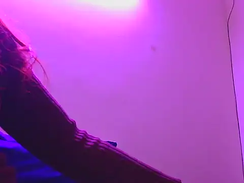 tinny emiily online show from 04-28-26, 02:27