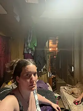 iphone8386 online show from 04-14-26, 01:32