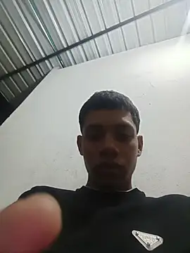 curious straight guy online show from 06-01-26, 01:50