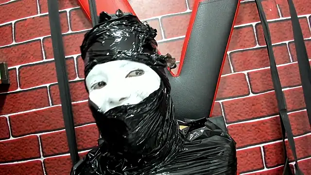 Snapshot of BDSM_FETISHESS chatting on 04-29-26, 05:30 BDSM FETISHESS online show from 04-29-26, 05:30