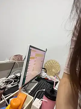 Taosi11 online show from 06-30-26, 06:57