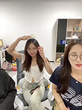 Taosi11 online show from 05-22-26, 06:11