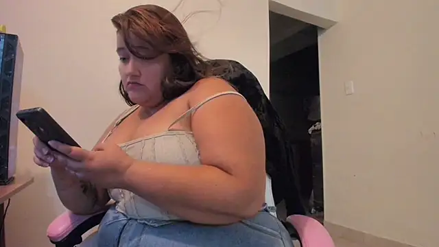 cellycanela  online show from 05-14-26, 01:46