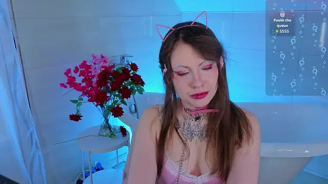 EricaMoonn online show from 04-13-26, 10:08