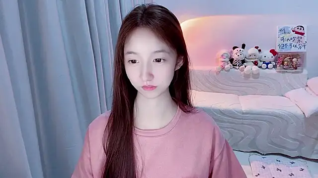 Snapshot of lucky-tt chatting on 06-18-26, 12:21 lucky-tt online show from 06-18-26, 12:21