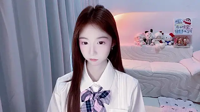 Snapshot of lucky-tt chatting on 06-19-26, 10:43 lucky-tt online show from 06-19-26, 10:43