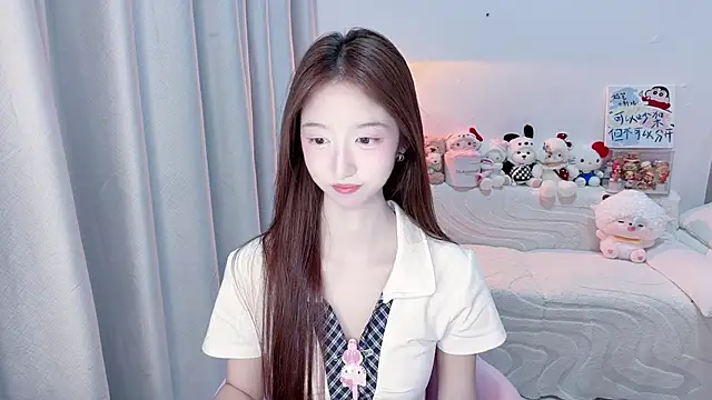 Snapshot of lucky-tt chatting on 07-17-26, 11:35 lucky-tt online show from 07-17-26, 11:35