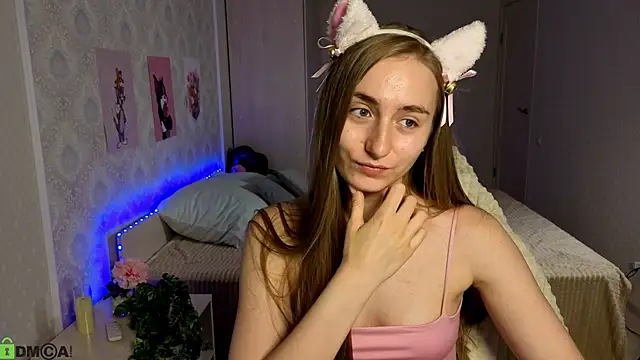 Snapshot of Your_Emily25 chatting on 06-14-26, 08:37 Your Emily25 online show from 06-14-26, 08:37