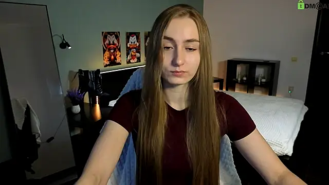 Your Emily25 online show from 04-19-26, 08:26