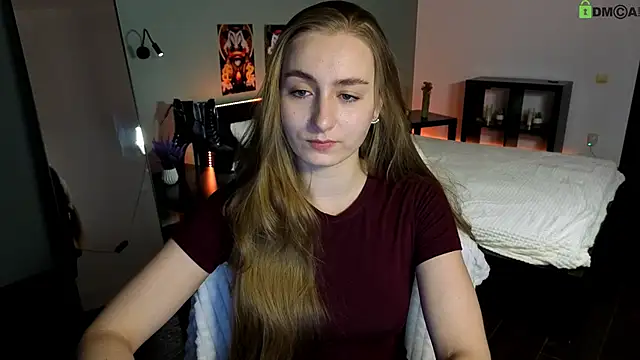 Your Emily25 online show from 04-20-26, 08:17