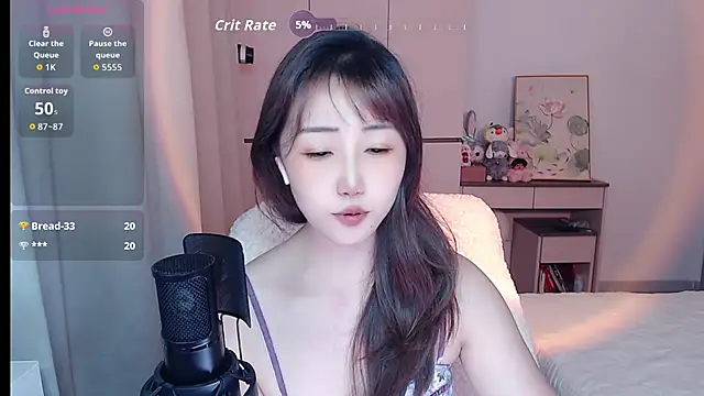 MissBunny 2026 online show from 05-09-26, 01:47