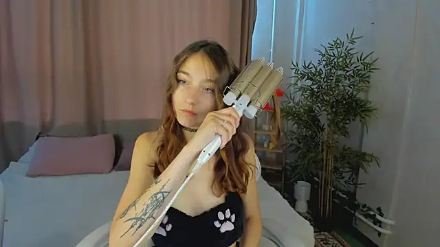 Snapshot of alis_tauber chatting on 07-17-26, 09:39 alis tauber online show from 07-17-26, 09:39