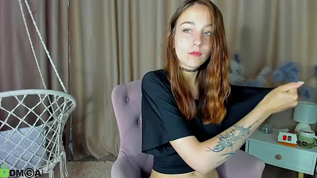Snapshot of alis_tauber chatting on 07-11-26, 01:06 alis tauber online show from 07-11-26, 01:06