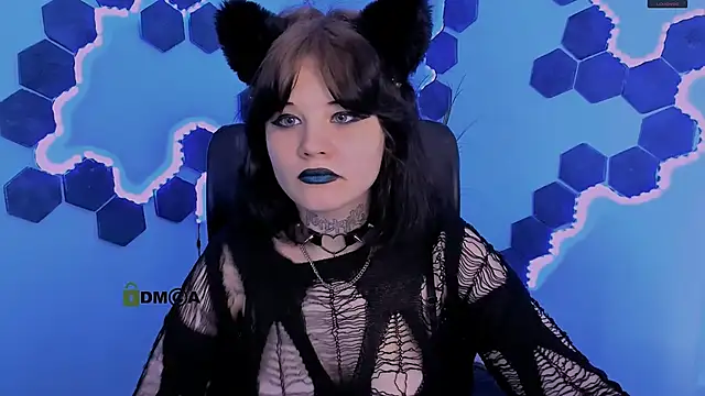 nikki kiss  online show from 05-10-26, 09:02