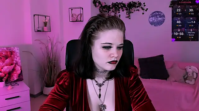 nikki kiss  online show from 07-09-26, 08:37