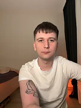 submarine  online show from 04-13-26, 06:56