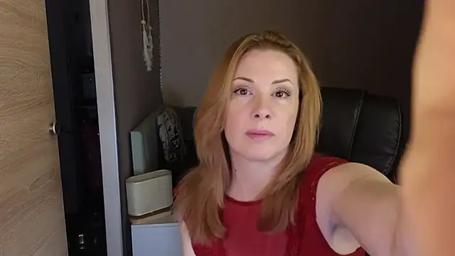 Sharon Red online show from 02-07-26, 06:16