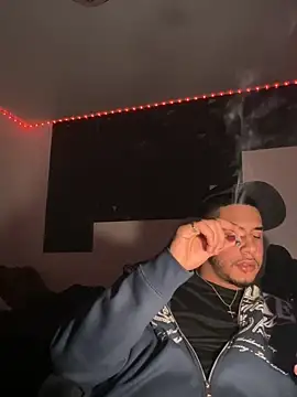 Snapshot of Dominicanboy06 chatting on 04-13-26, 01:37 Dominicanboy06 online show from 04-13-26, 01:37