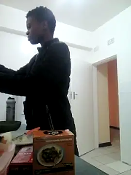 Sammmynoe online show from 05-17-26, 06:19
