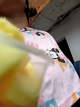 JohanitaRex2 online show from 04-13-26, 07:18