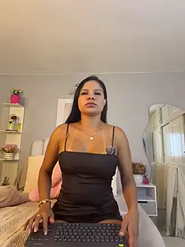 Elara Luxe online show from 05-19-26, 10:06
