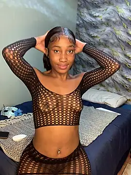 Petite BUNNYWORXXX online show from 04-15-26, 04:00