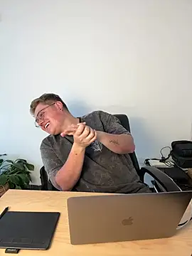 SecretOfficeX online show from 04-13-26, 04:11