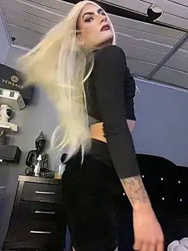 valen lewiiz online show from 07-17-26, 11:57