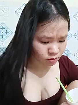 Seraphinahh online show from 05-21-26, 03:42